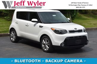Used 2016 Kia Soul + image 1