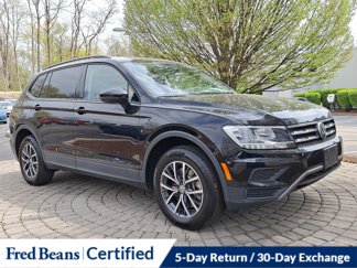 Certified 2021 Volkswagen Tiguan S image 1