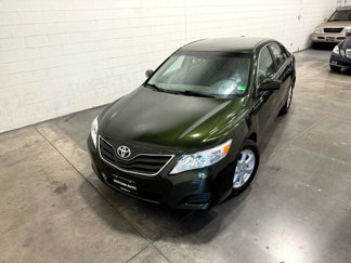 Used 2011 Toyota Camry image 1