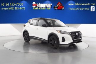 Used 2024 Nissan Kicks SR image 1