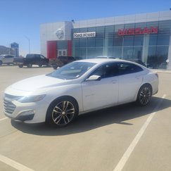 Used 2023 Chevrolet Malibu LT image 1