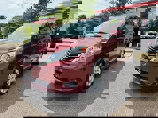 Used 2015 Toyota Sienna LE image 1