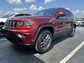 Used 2020 Jeep Grand Cherokee Laredo w/ 18" Wheel & 8.4" Radio Group image 1