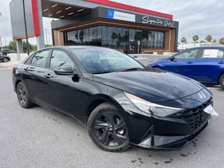 Used 2023 Hyundai Elantra Blue image 1