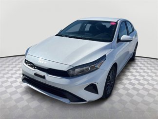 Used 2024 Kia Forte LXS image 1