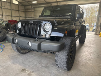 Used 2014 Jeep Wrangler Unlimited Sahara w/ Connectivity Group image 1