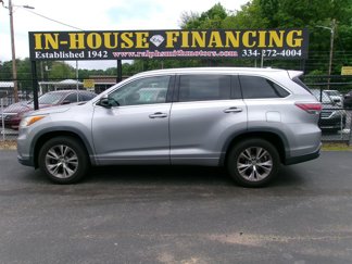 Used 2014 Toyota Highlander XLE image 1