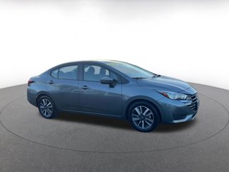 Used 2023 Nissan Versa SV video 2