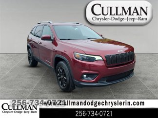 Used 2019 Jeep Cherokee Latitude w/ Cold Weather Group image 1