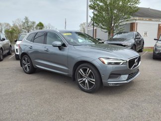 Used 2019 Volvo XC60 T5 Momentum w/ Multimedia Package image 1