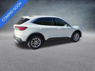 Used 2020 Ford Escape SE image 1