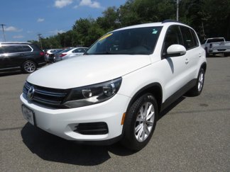 Used 2017 Volkswagen Tiguan Limited w/ Premium Package image 1