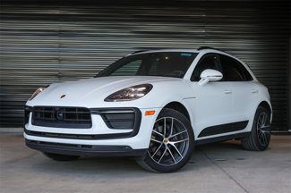 Certified 2024 Porsche Macan image 1