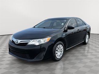 Used 2012 Toyota Camry LE image 1