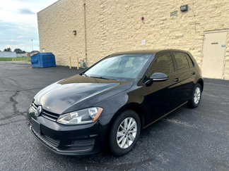 Used 2015 Volkswagen Golf S image 1