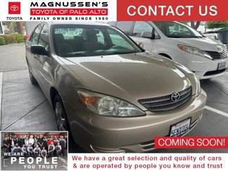 Used 2004 Toyota Camry LE image 1