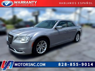 Used 2016 Chrysler 300 C image 1