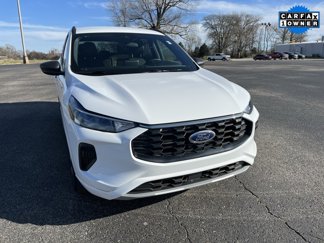 Used 2023 Ford Escape ST-Line image 1
