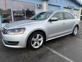Used 2013 Volkswagen Passat 2.5 SE image 1