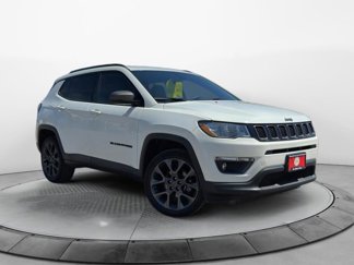 Used 2021 Jeep Compass Latitude image 1