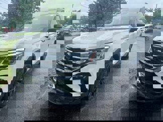 New 2025 Volkswagen Taos SE image 1