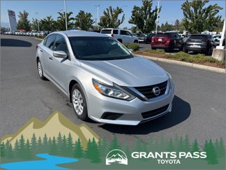Used 2018 Nissan Altima 2.5 S w/ S Convenience Package image 1
