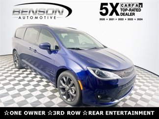 Used 2019 Chrysler Pacifica Touring Plus w/ S Appearance Package image 1