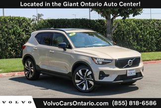 Used 2025 Volvo XC40 B5 Plus w/ Climate Package image 1