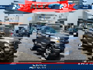 Used 2023 Ford Explorer XLT w/ Equipment Group 202A image 1