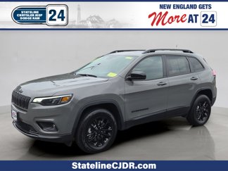 Used 2023 Jeep Cherokee Altitude Lux image 1