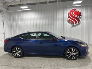 Used 2020 Nissan Altima 2.5 SR image 1