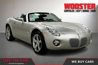 Used 2009 Pontiac Solstice Convertible w/ Premium Package image 1