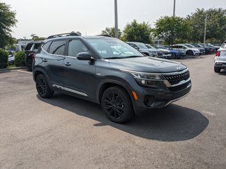 Certified 2022 Kia Seltos Nightfall Edition image 1