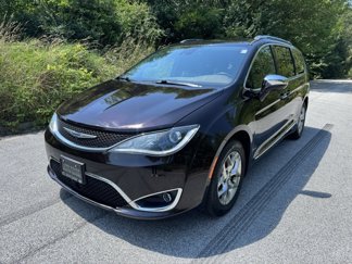 Used 2019 Chrysler Pacifica Limited w/ Advanced Safetytec Group image 1