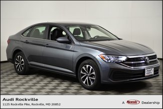 Used 2024 Volkswagen Jetta S image 1