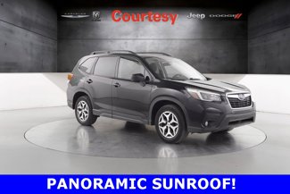 Used 2021 Subaru Forester Premium image 1