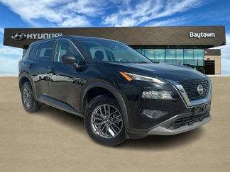 Used 2023 Nissan Rogue S image 1