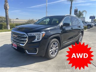 Used 2022 GMC Terrain SLT image 1