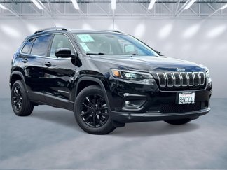 Used 2019 Jeep Cherokee Latitude Plus image 1