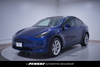 Used 2023 Tesla Model Y Long Range image 1