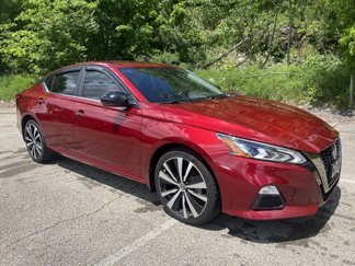 Certified 2021 Nissan Altima 2.5 SR w/ SR Premium Package image 1