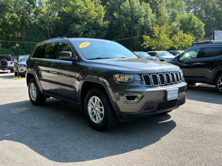 Used 2018 Jeep Grand Cherokee Laredo image 1