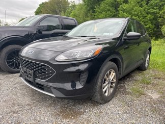 Used 2022 Ford Escape SE w/ Cold Weather Package image 1