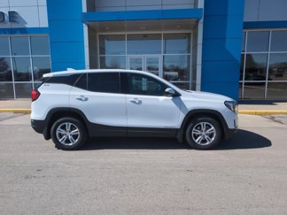 Used 2018 GMC Terrain SLE image 1
