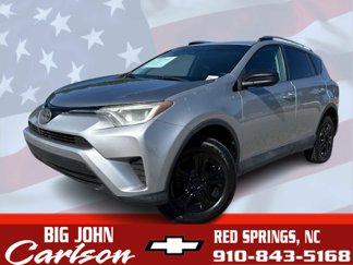 Used 2018 Toyota RAV4 LE image 1