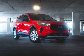 Used 2024 Ford Escape Active image 1