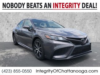 Used 2023 Toyota Camry SE image 1