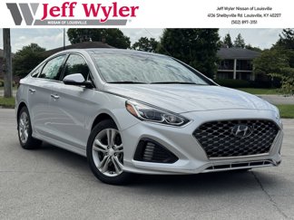 Used 2019 Hyundai Sonata Limited w/ Ultimate Package 04 image 1