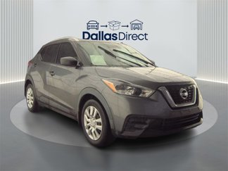 Used 2019 Nissan Kicks S image 1