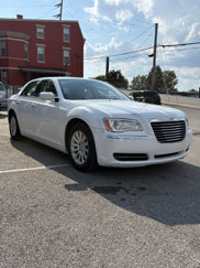 Used 2013 Chrysler 300 image 1
